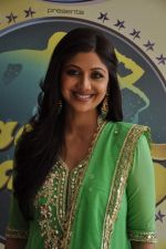 Shilpa Shetty on the sets of Nach Baliye 5 in Filmistan, Mumbai on 15th Jan 2013 (19).JPG